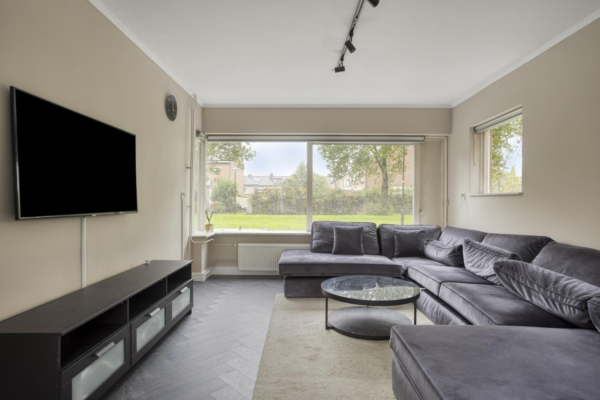 Hoekwoning te koop: Govert Flinckplantsoen 18, Heerhugowaard