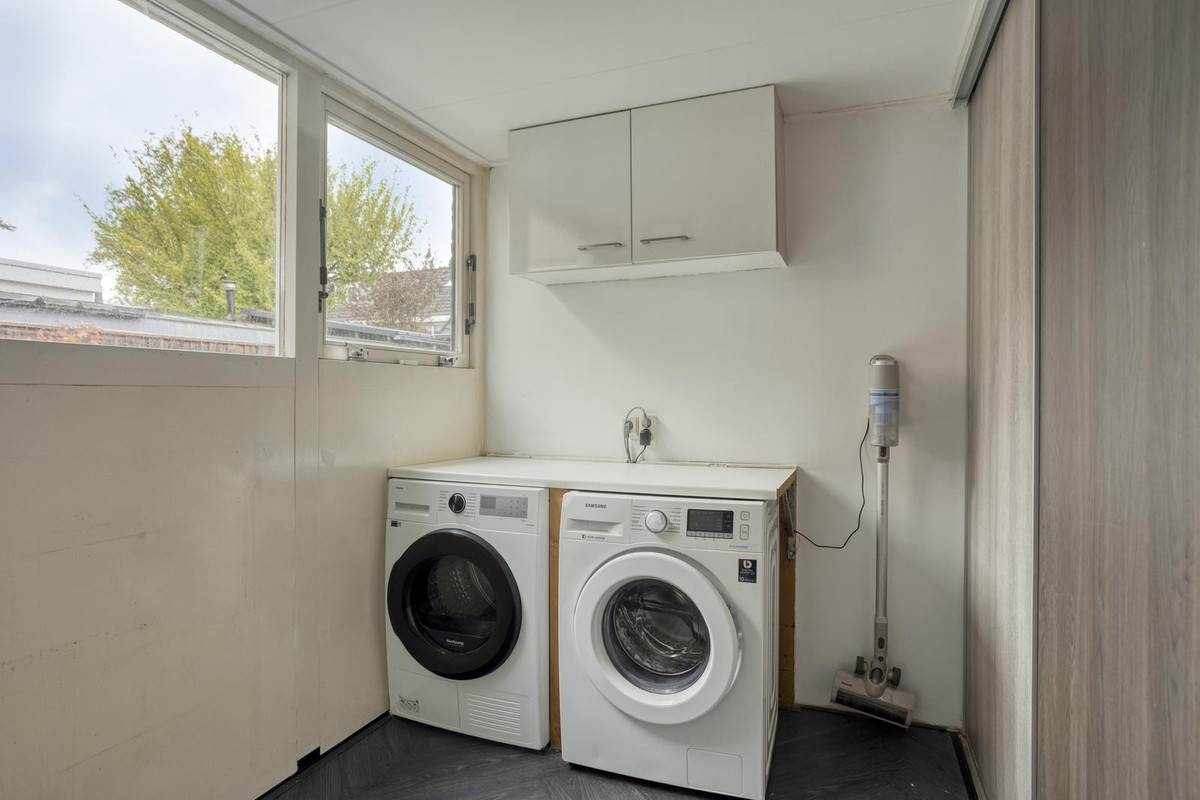 Hoekwoning te koop: Govert Flinckplantsoen 18, Heerhugowaard