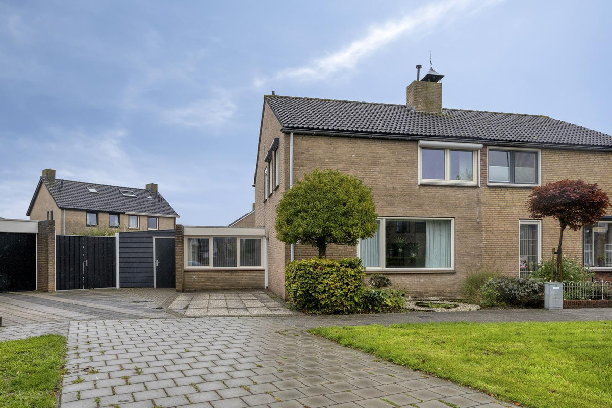 Hoekwoning te koop: Breeweg 104, Yerseke