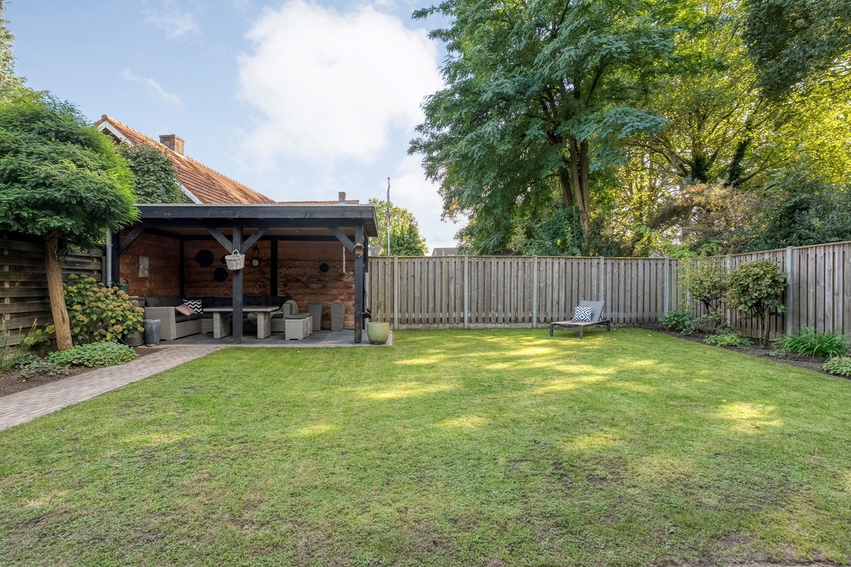 Twee-onder-één-kap te koop: Gerard Doustraat 3, Hardenberg