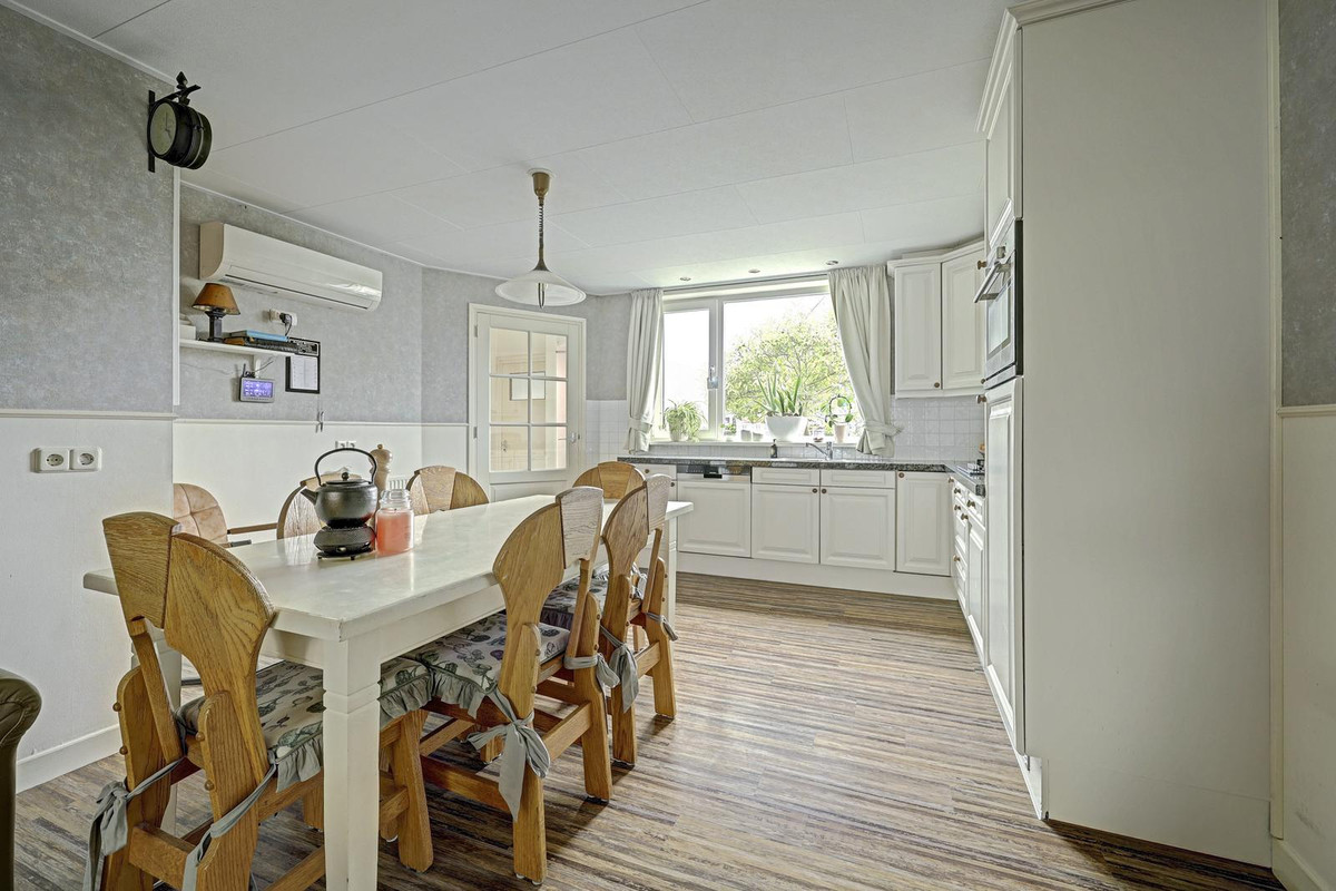 Tussenwoning te koop: Kerkstraat 30, Scherpenisse