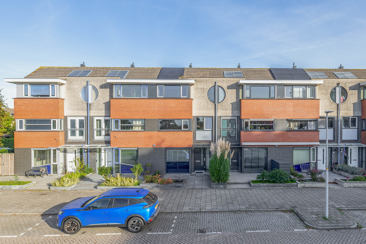 Tussenwoning te koop: Sterrenlaan 140, Waddinxveen