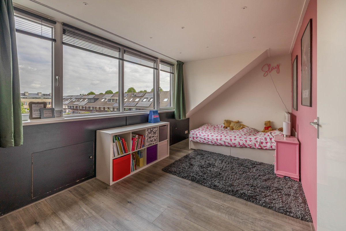 Tussenwoning te koop: Sterrenlaan 140, Waddinxveen