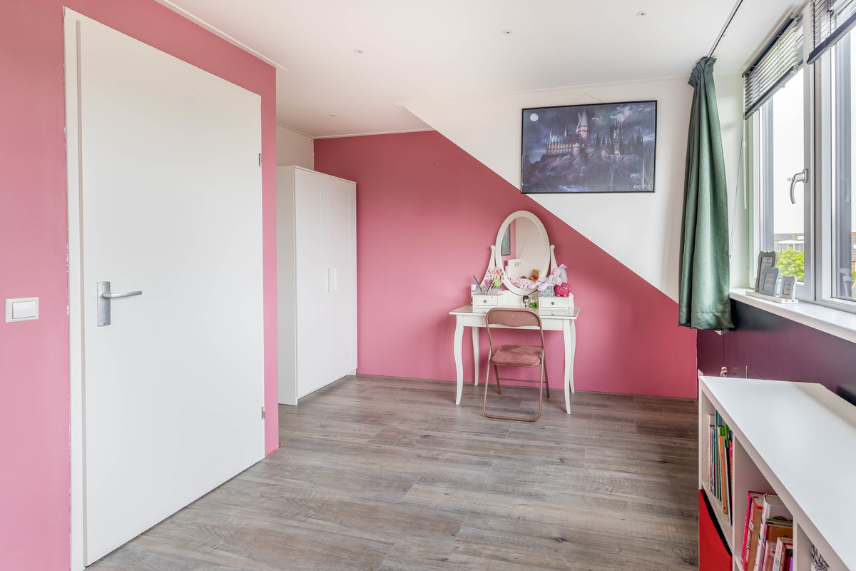 Tussenwoning te koop: Sterrenlaan 140, Waddinxveen