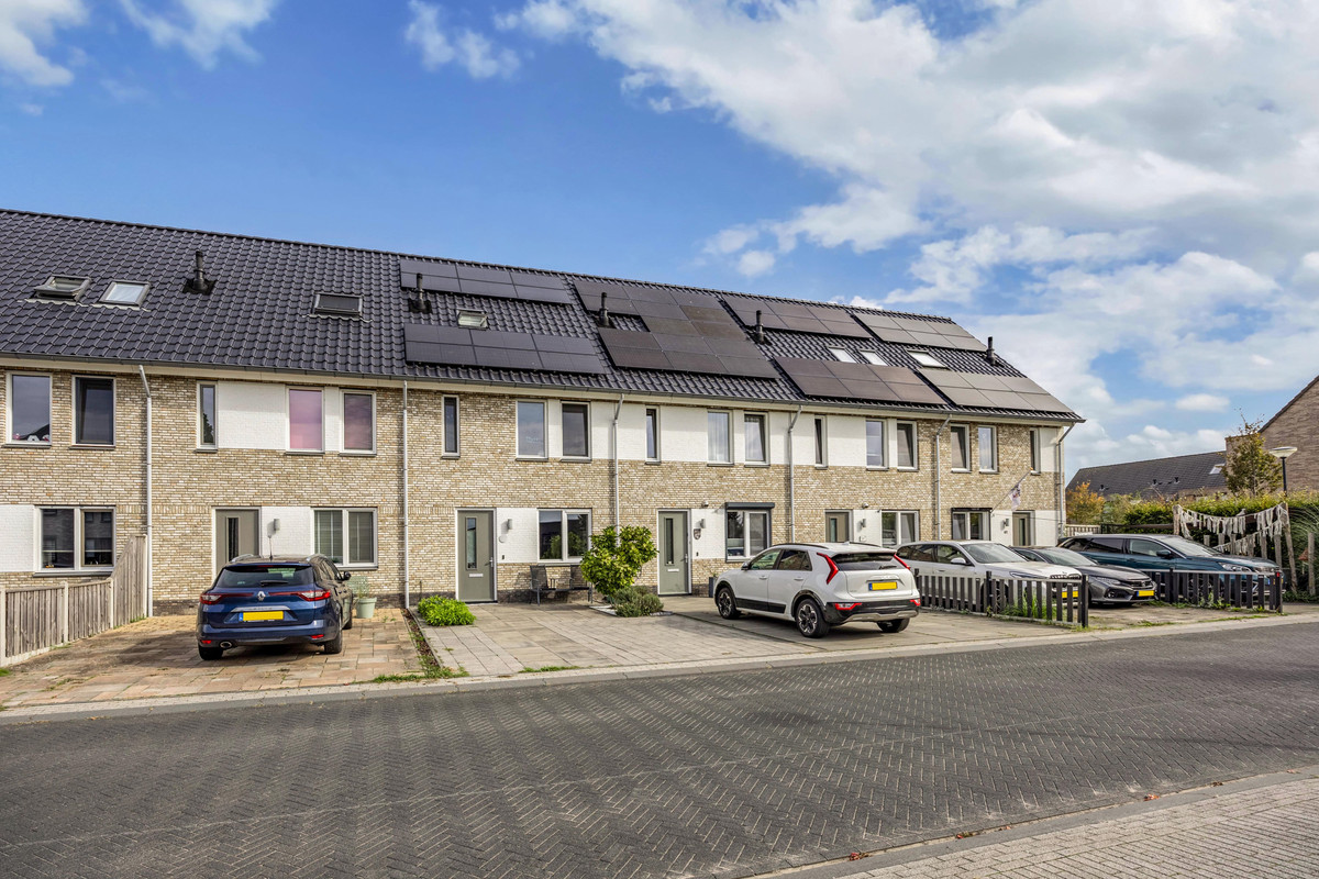 Tussenwoning te koop: Penningkruidstraat 55, Lelystad