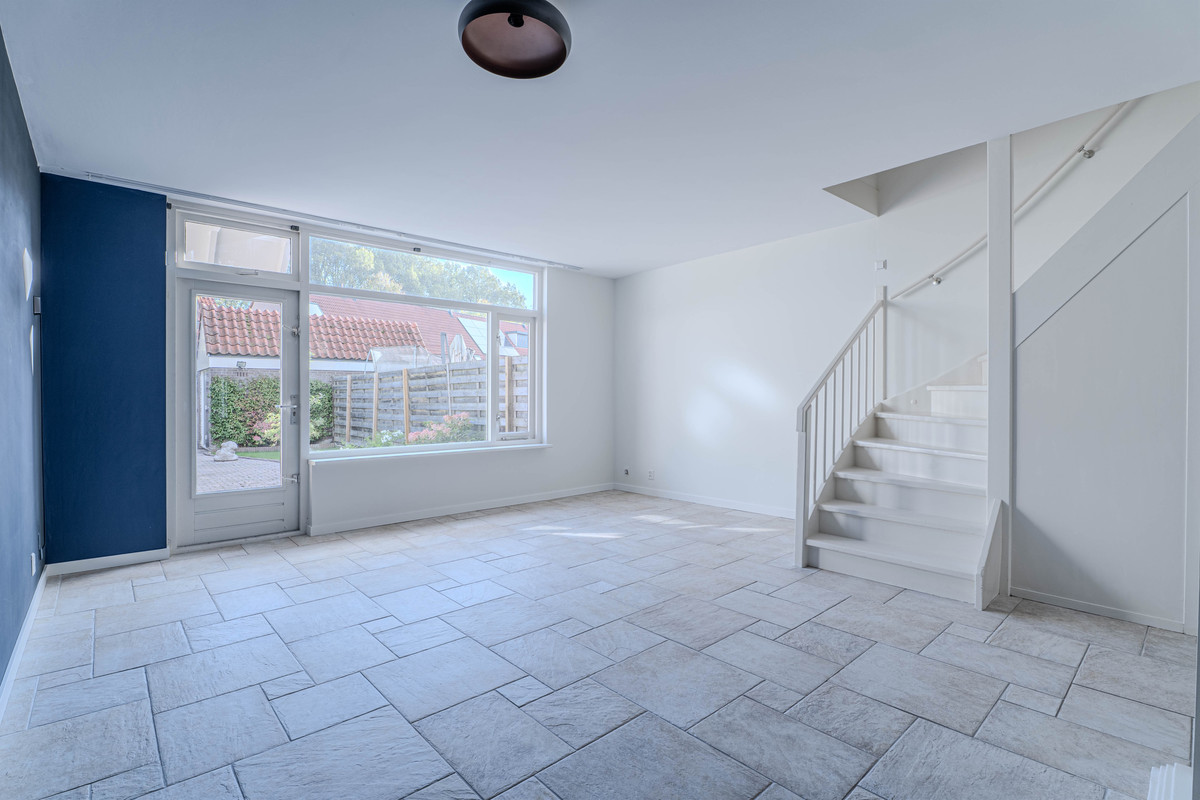 Tussenwoning te koop: de Windhond 9, Hellevoetsluis