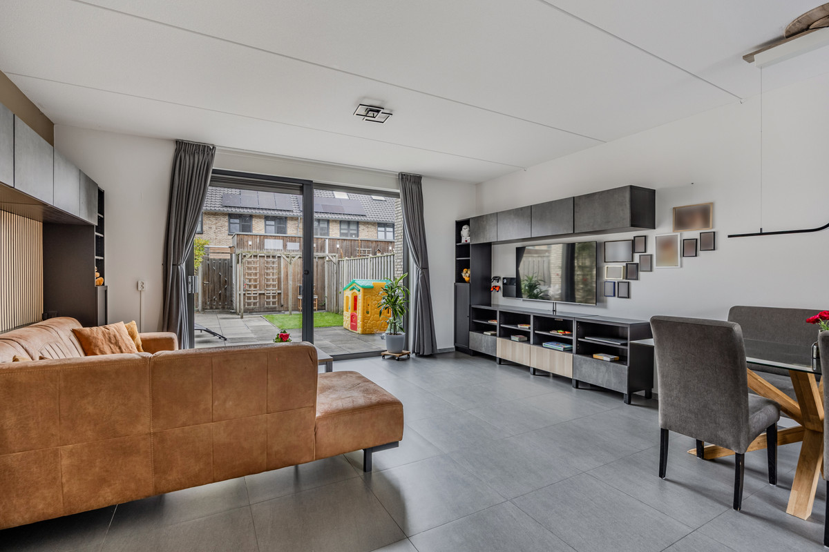 Tussenwoning te koop: Penningkruidstraat 55, Lelystad