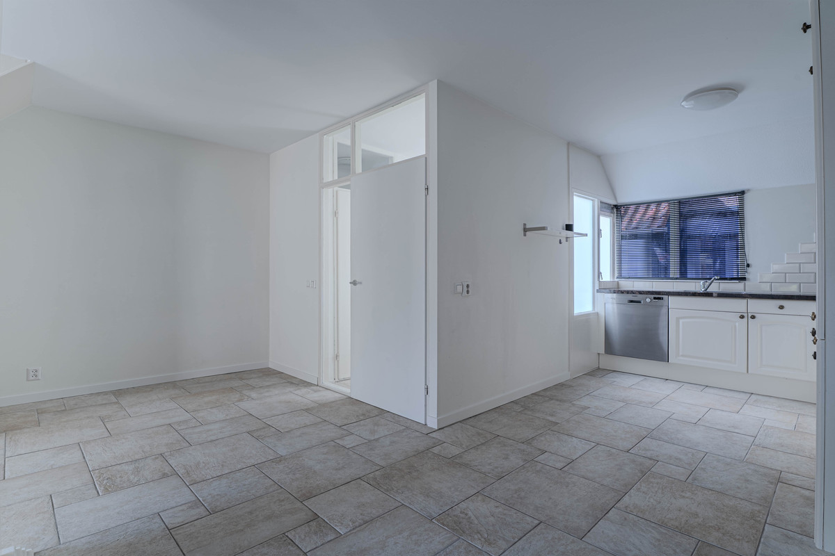 Tussenwoning te koop: de Windhond 9, Hellevoetsluis