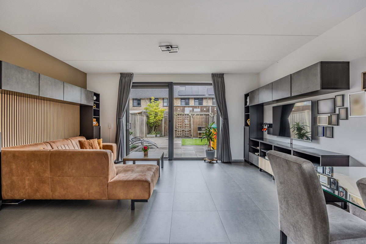Tussenwoning te koop: Penningkruidstraat 55, Lelystad