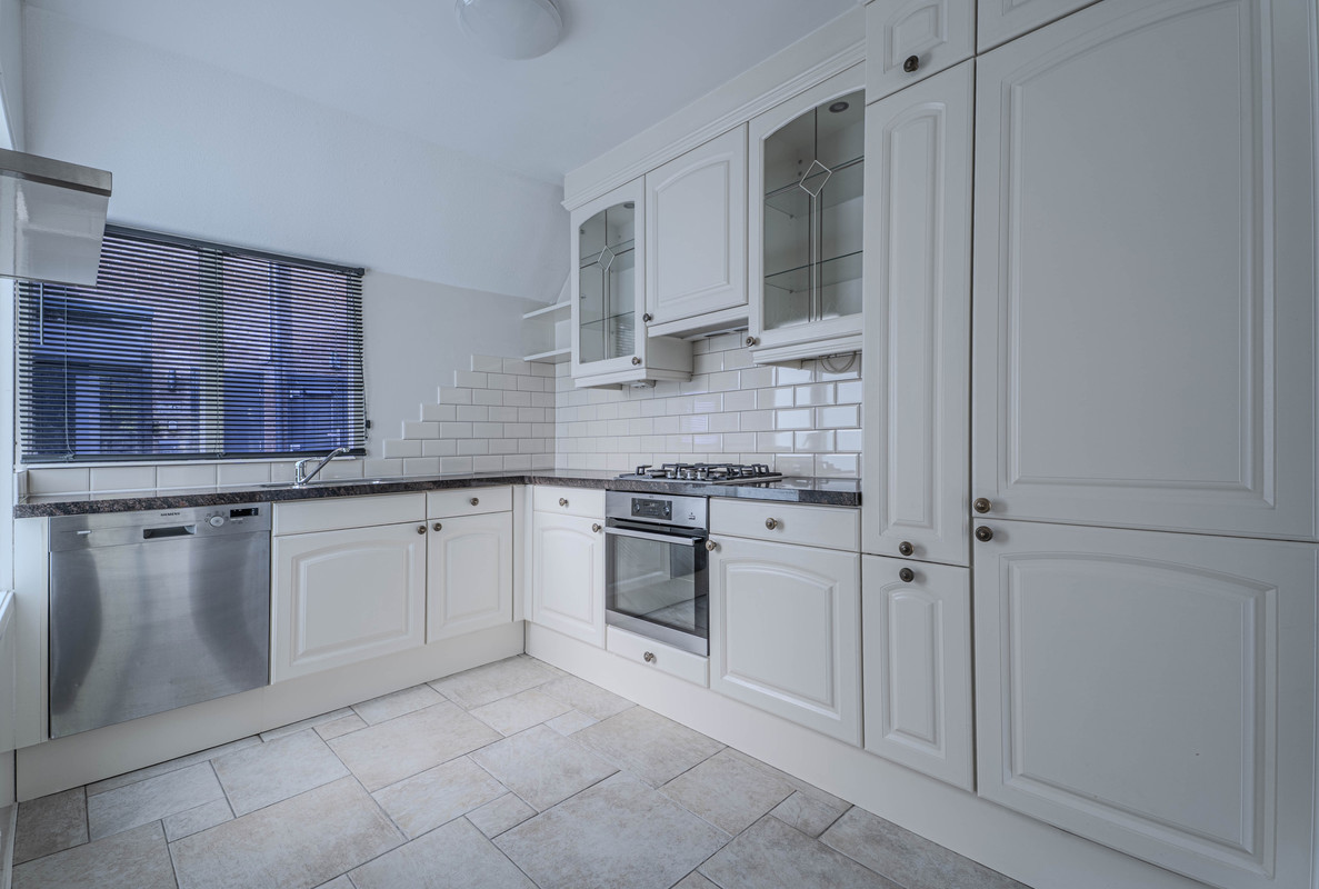 Tussenwoning te koop: de Windhond 9, Hellevoetsluis