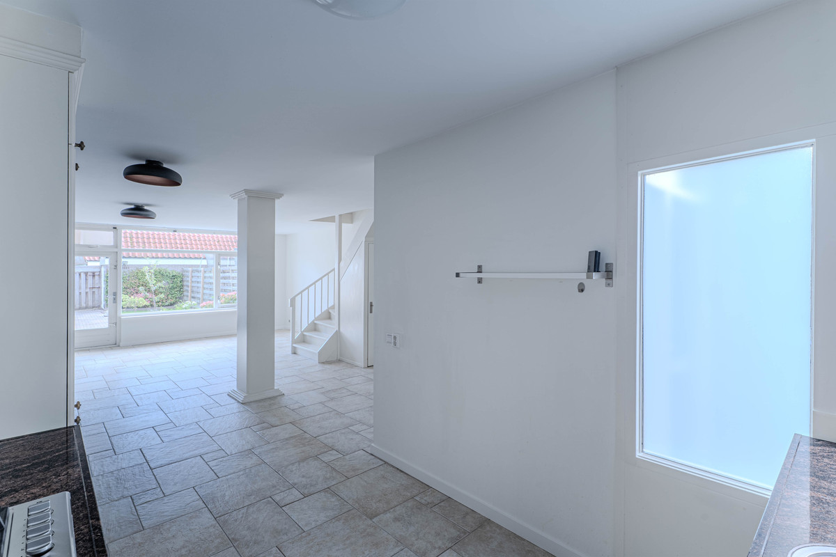 Tussenwoning te koop: de Windhond 9, Hellevoetsluis