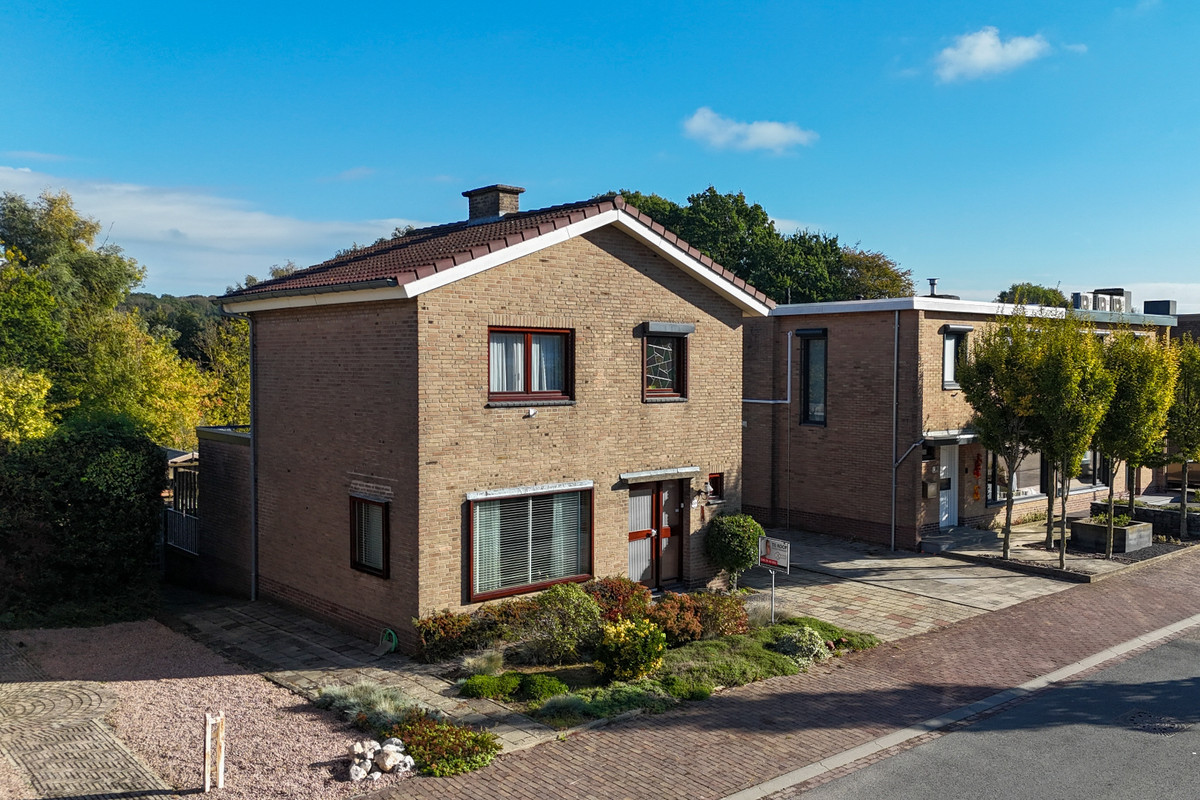 Vrijstaande woning te koop: Hegge 88, Schinnen