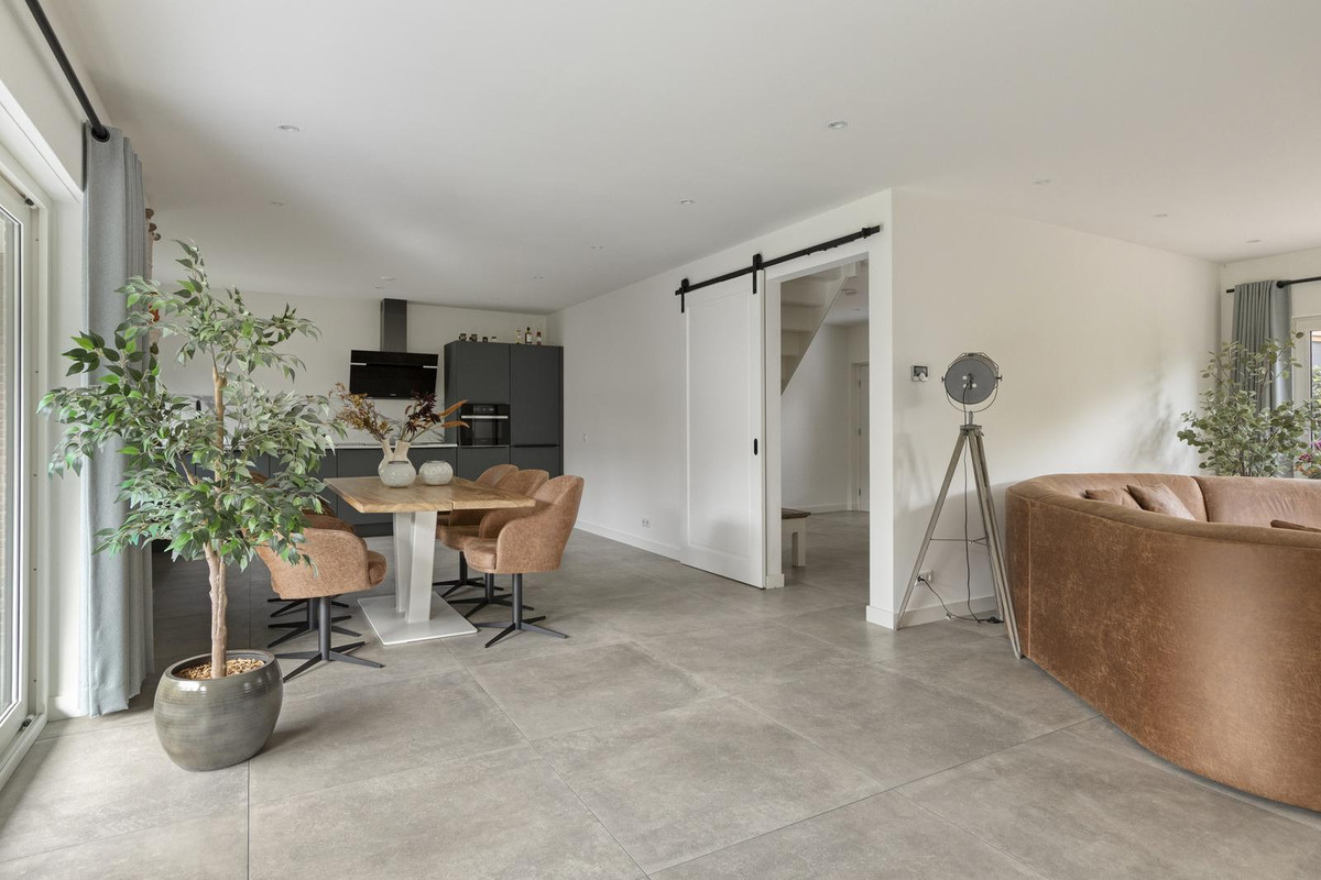 Vrijstaande woning te koop: Zeedahliaweg 1, Renesse