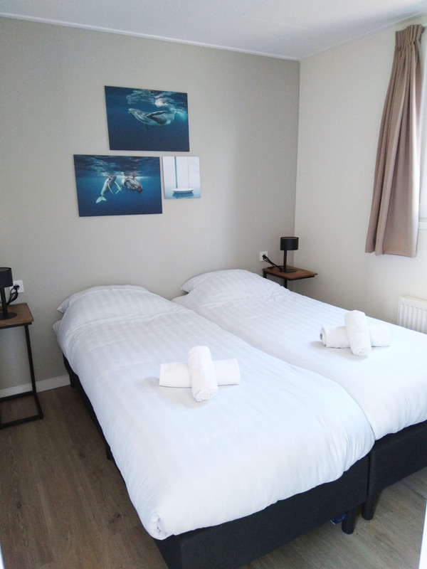 Vrijstaande woning te koop: Parkweg 2-234, Hellevoetsluis