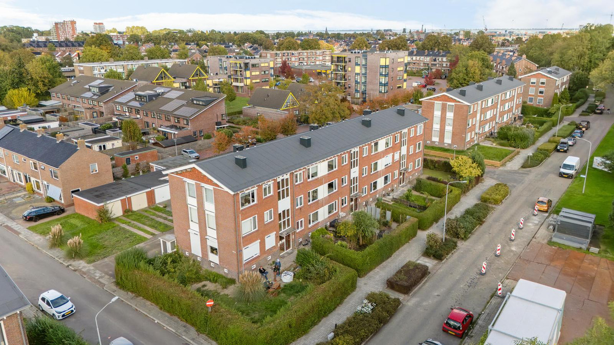 Appartement te koop: Rijksweg 123B, Delfzijl