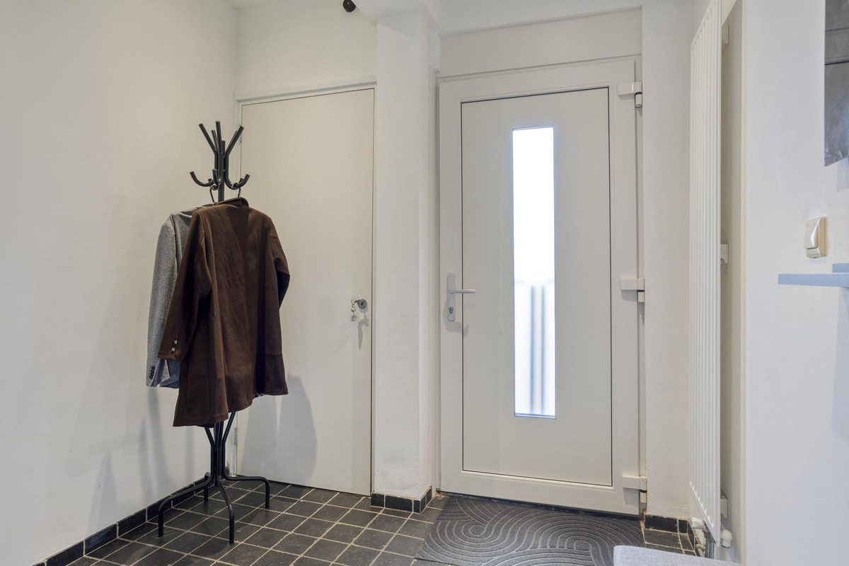 Hoekwoning te koop: Paardenmarkt 16, Hulst