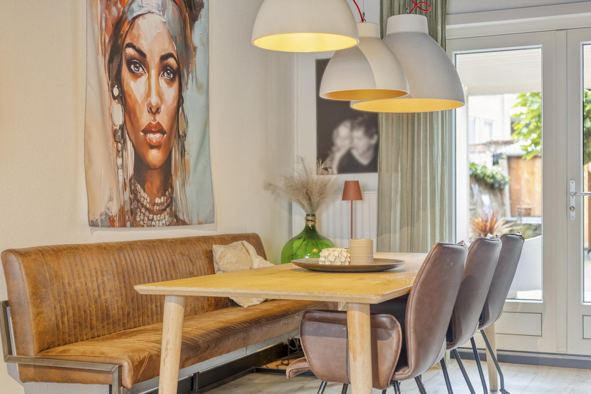 Hoekwoning te koop: Paardenmarkt 16, Hulst