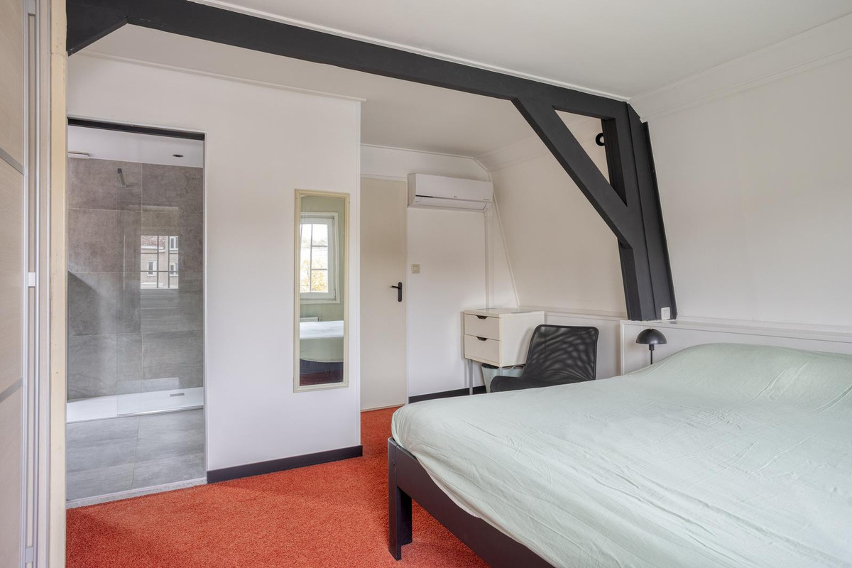 Hoekwoning te koop: Paardenmarkt 16, Hulst
