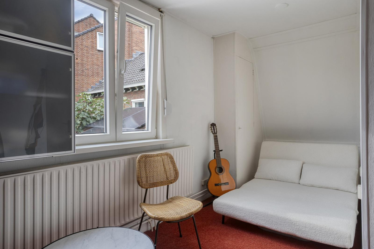 Hoekwoning te koop: Paardenmarkt 16, Hulst