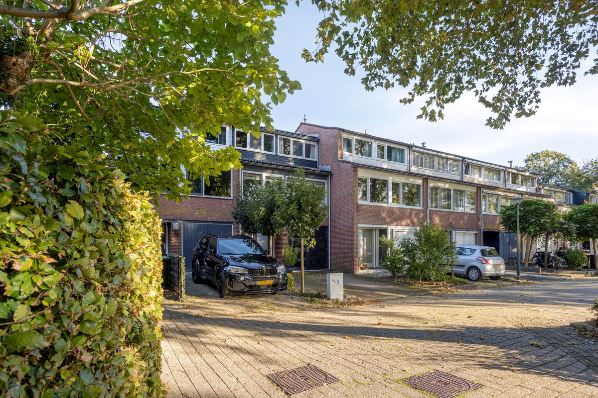 Tussenwoning te koop: Baljuw 79, Hoorn