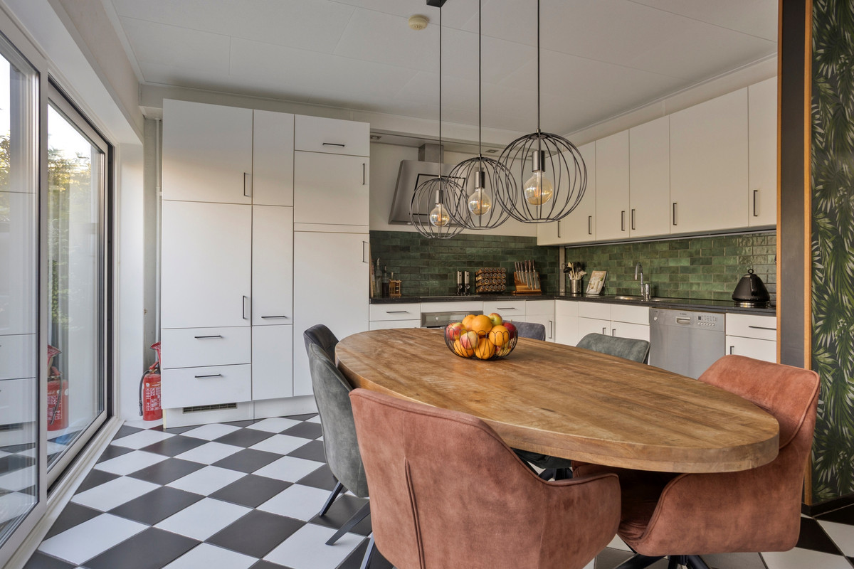 Tussenwoning te koop: Baljuw 79, Hoorn