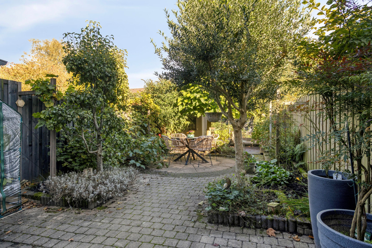 Tussenwoning te koop: Baljuw 79, Hoorn