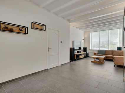 St. Nicolaasstraat 25