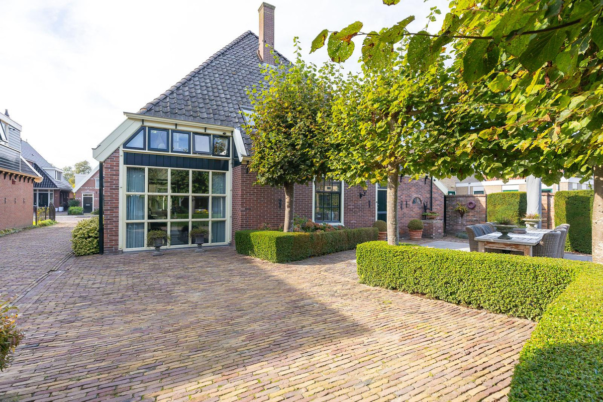 Vrijstaande woning te koop: Kerkstraat 42, Wognum