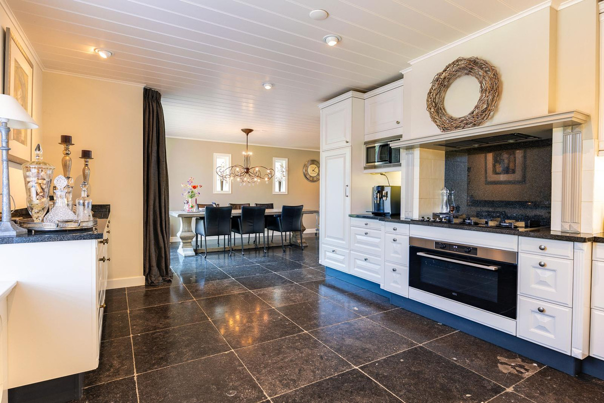 Vrijstaande woning te koop: Kerkstraat 42, Wognum