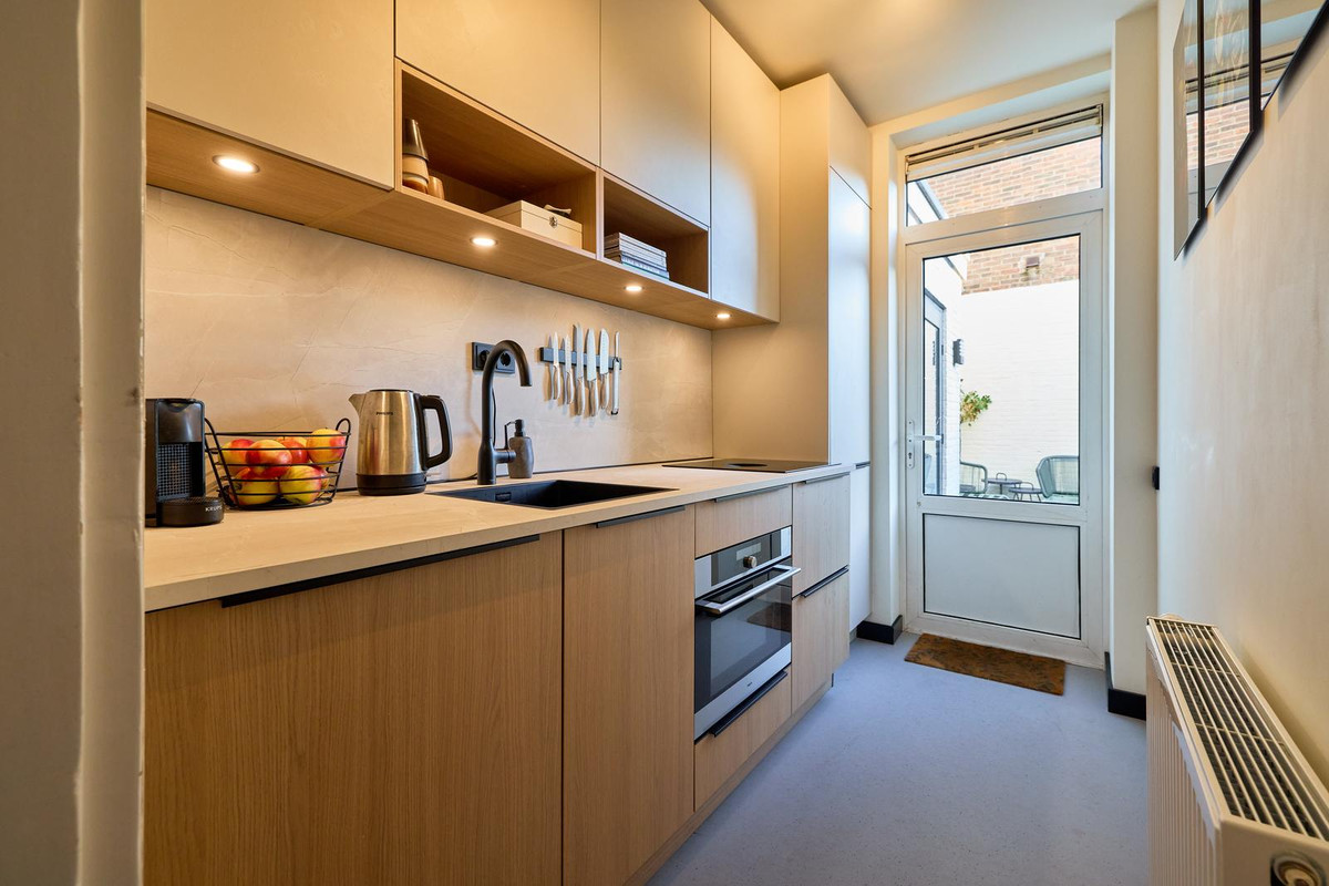 Tussenwoning te koop: edisonstraat 7, Utrecht