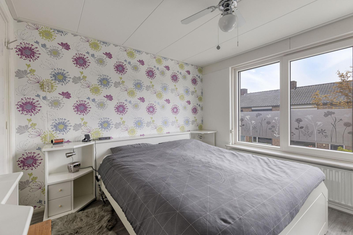 Tussenwoning te koop: Kapelaan H.G.M. Koopmansstraat 36, Best