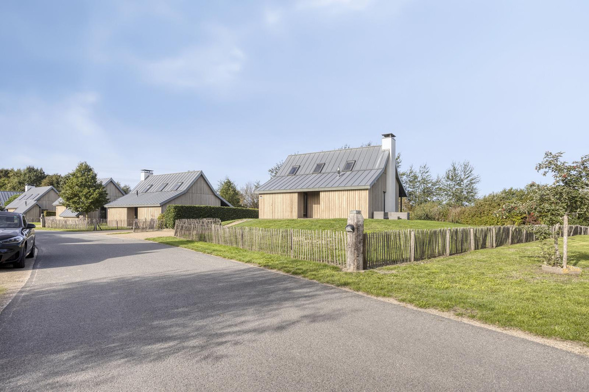 Vrijstaande woning te koop: Oesterdam 135, Tholen