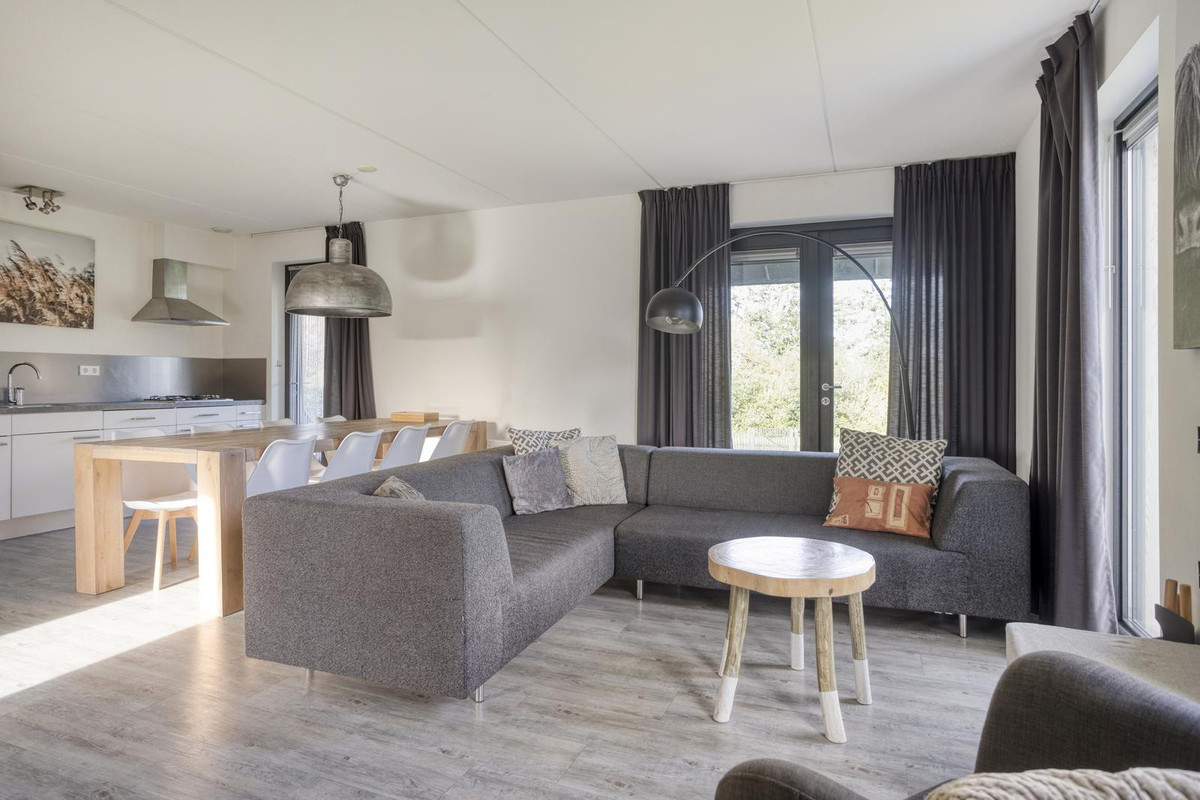 Vrijstaande woning te koop: Oesterdam 135, Tholen