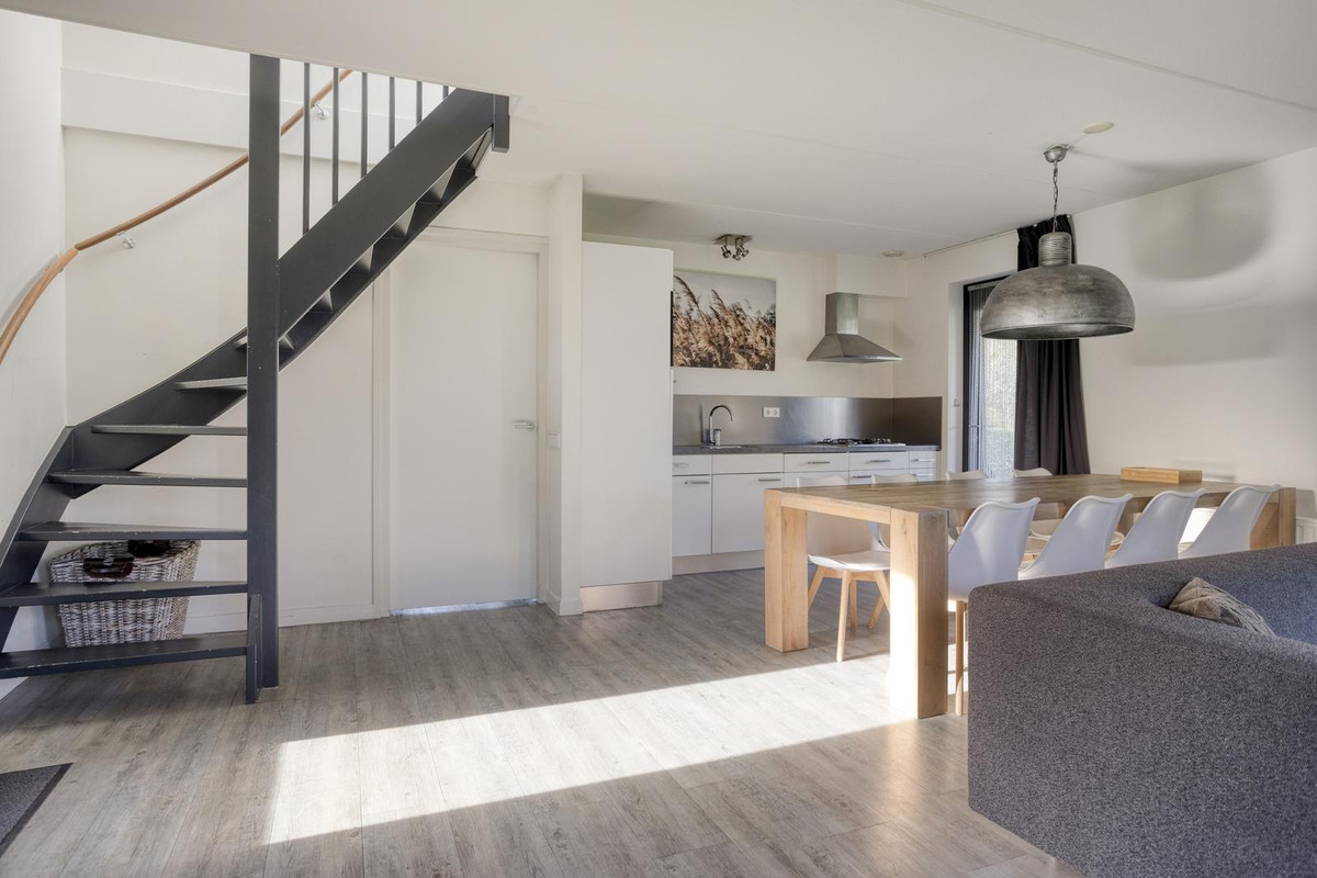 Vrijstaande woning te koop: Oesterdam 135, Tholen