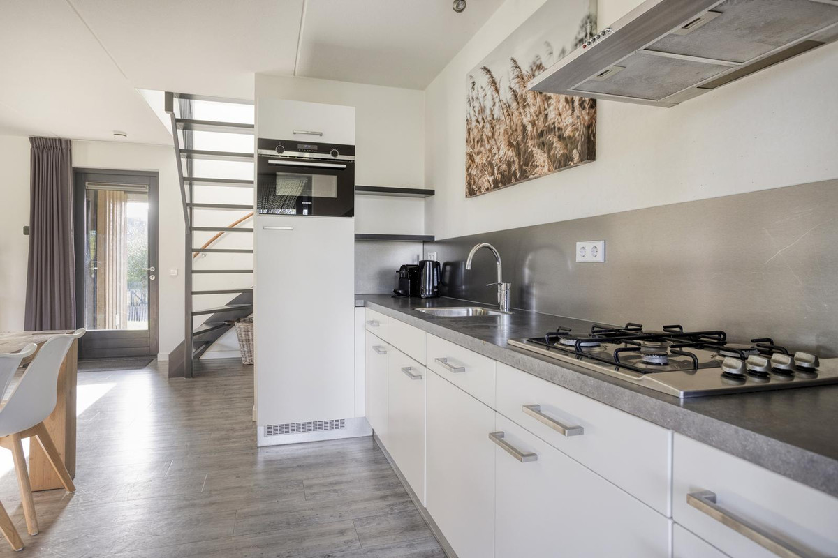 Vrijstaande woning te koop: Oesterdam 135, Tholen