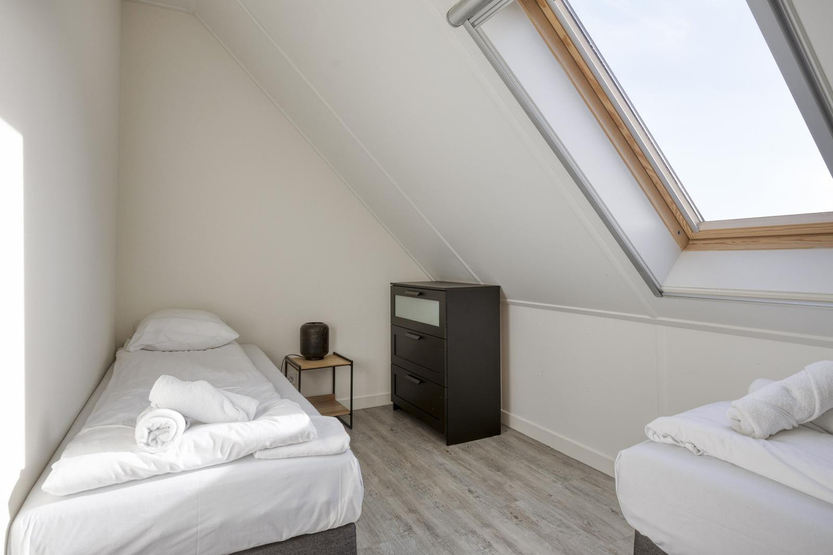 Vrijstaande woning te koop: Oesterdam 135, Tholen
