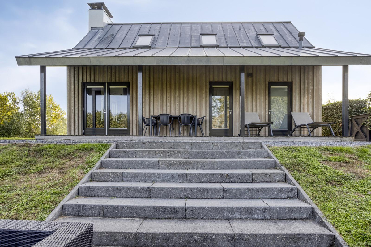 Vrijstaande woning te koop: Oesterdam 135, Tholen