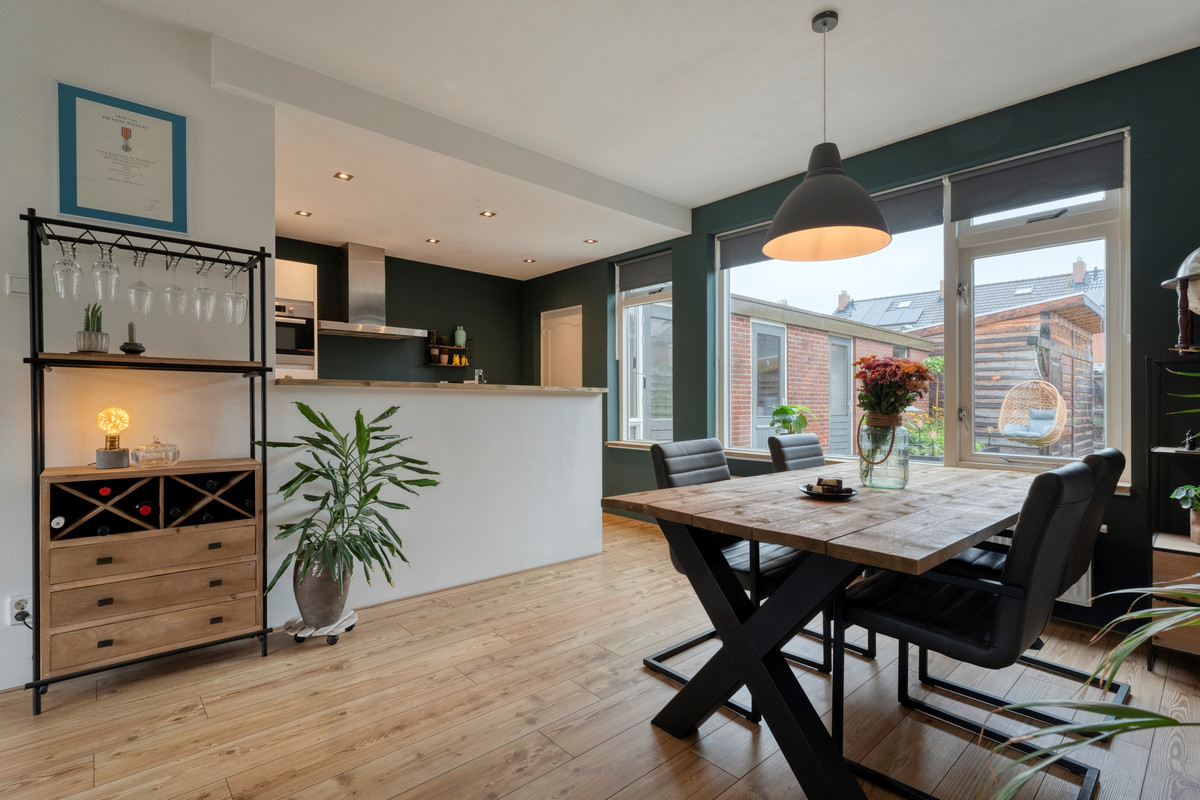Tussenwoning te koop: Rembrandtstraat 70, Hardenberg