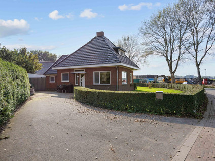 Hoofdstraat 64