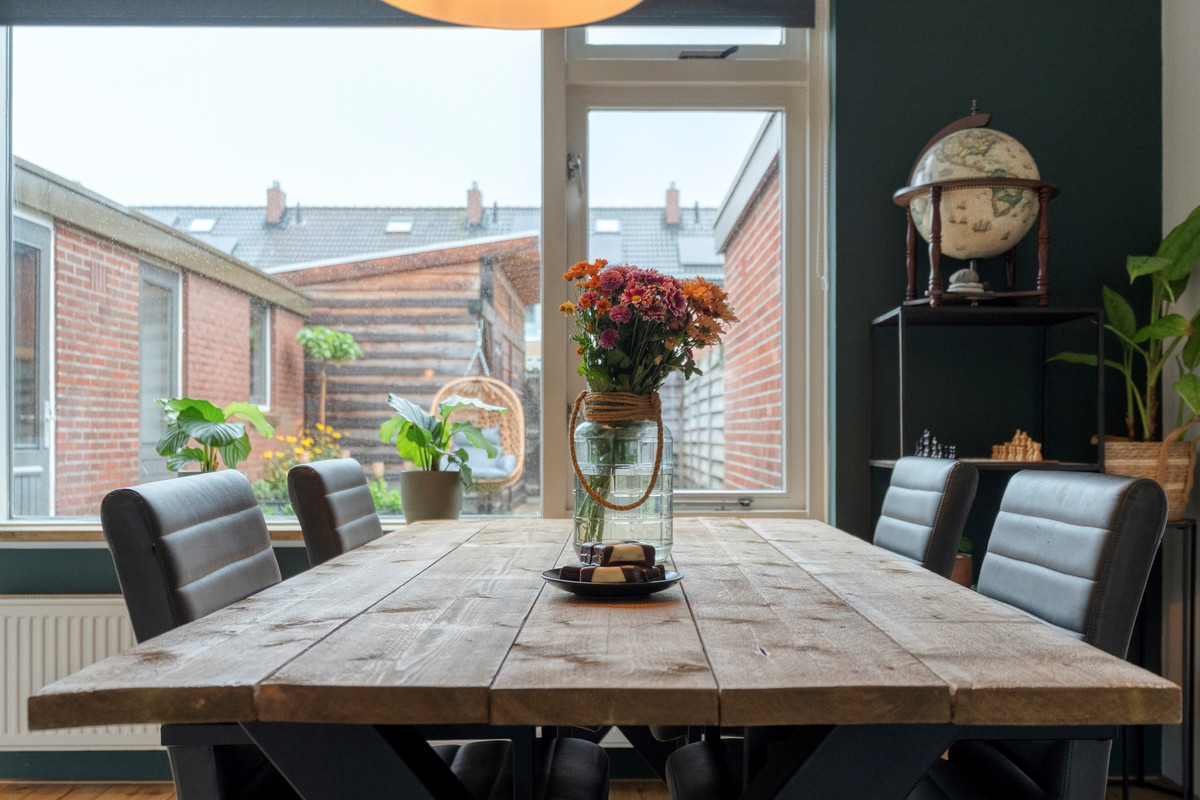 Tussenwoning te koop: Rembrandtstraat 70, Hardenberg