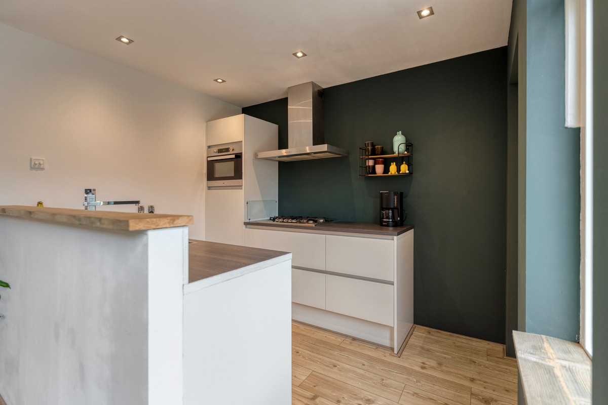 Tussenwoning te koop: Rembrandtstraat 70, Hardenberg