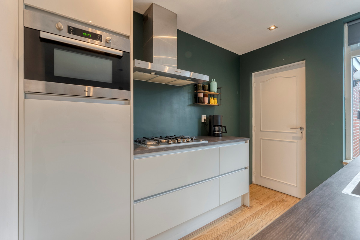 Tussenwoning te koop: Rembrandtstraat 70, Hardenberg