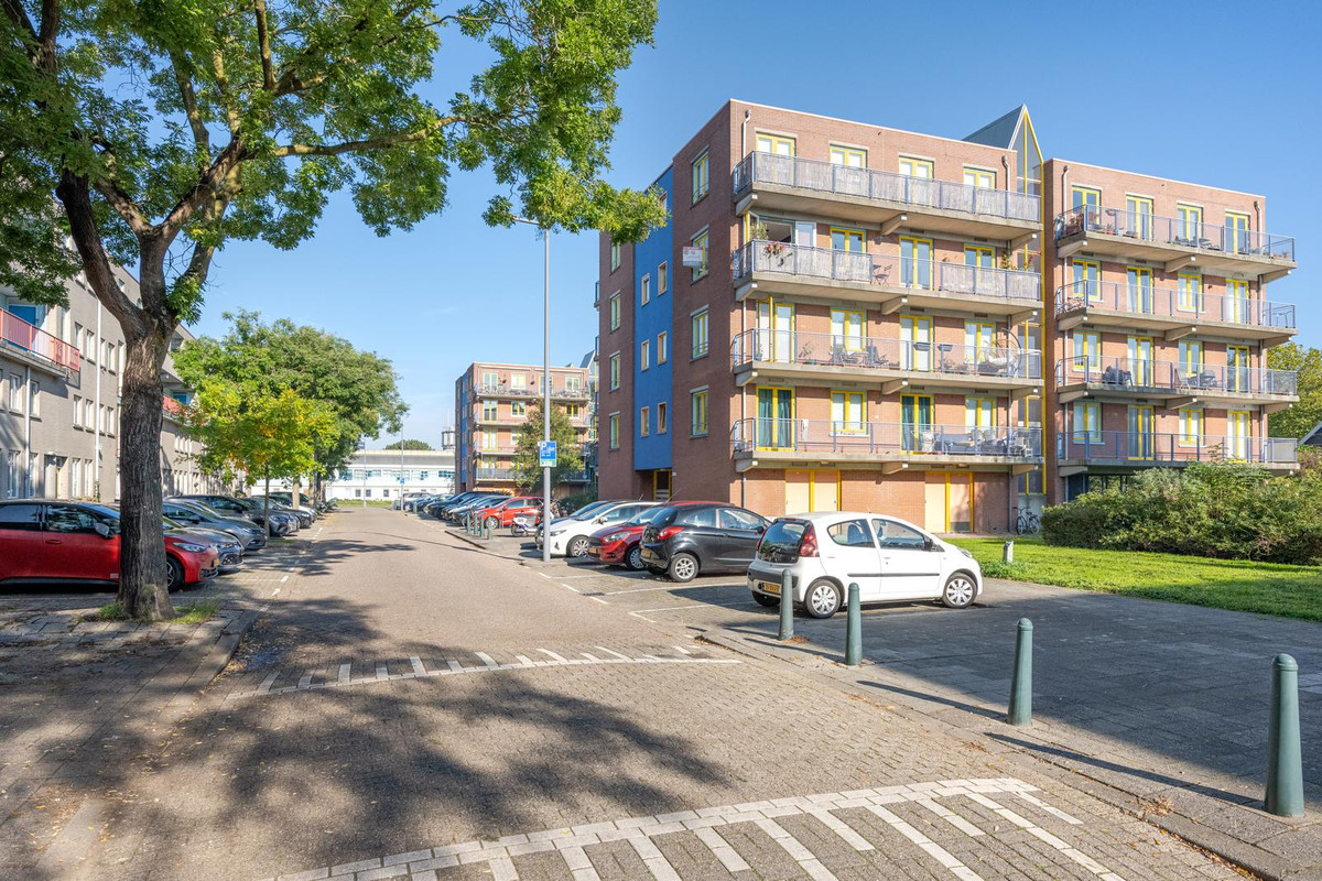 Appartement te koop: Snelfilterweg 60, Rotterdam
