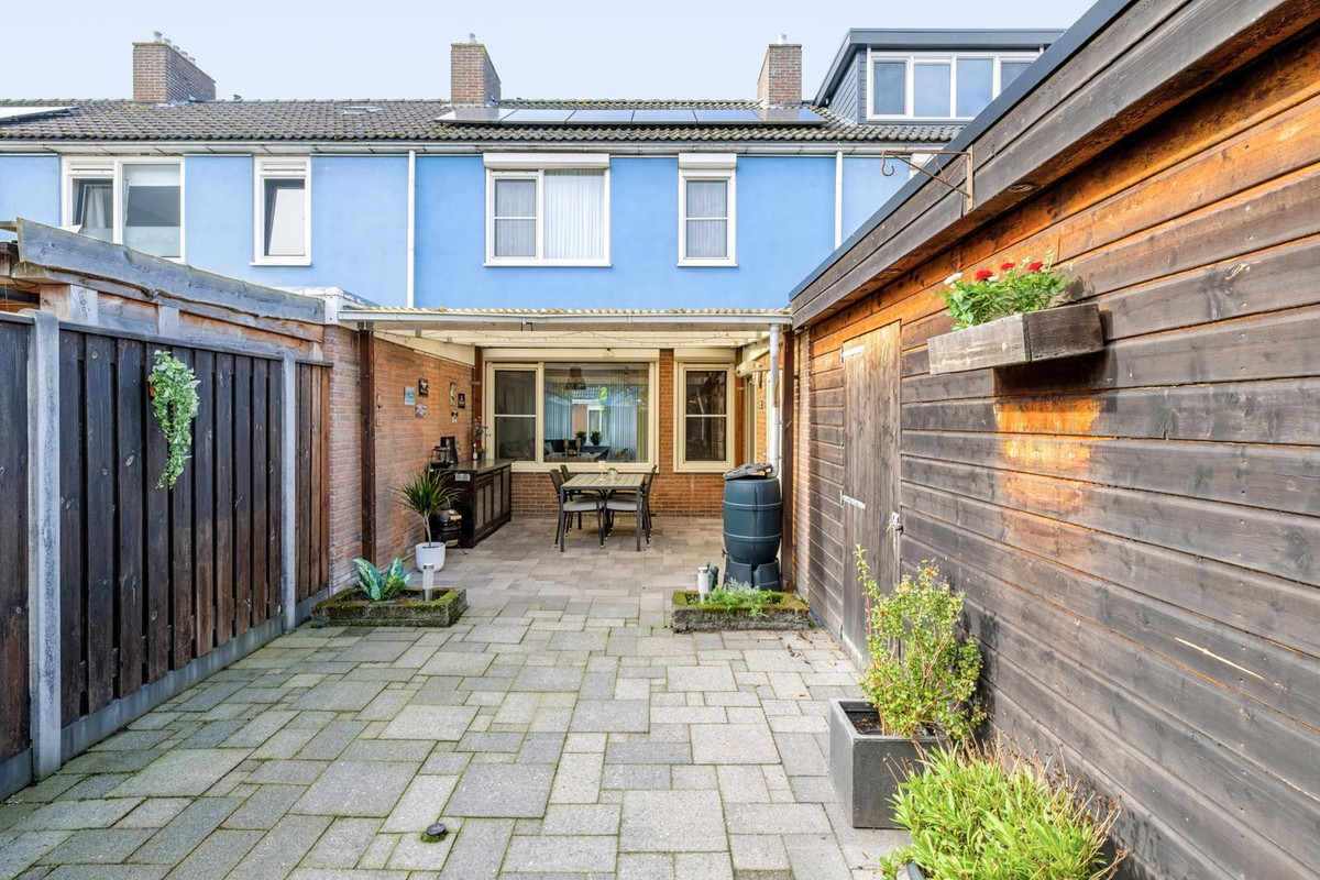 Tussenwoning te koop: Nieuwe Weg 111, Veenoord