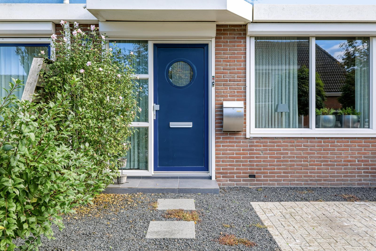 Tussenwoning te koop: Nieuwe Weg 111, Veenoord