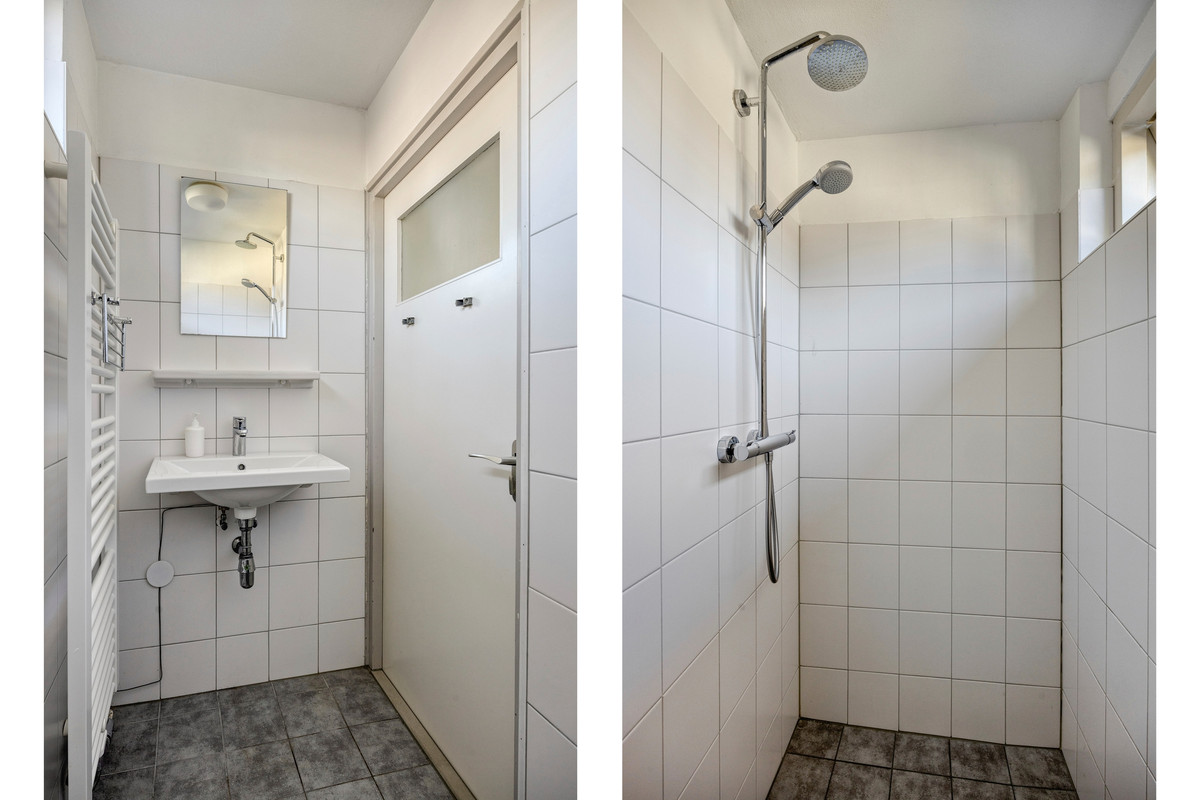 Tussenwoning te koop: Bernhardstraat 17, Zoeterwoude