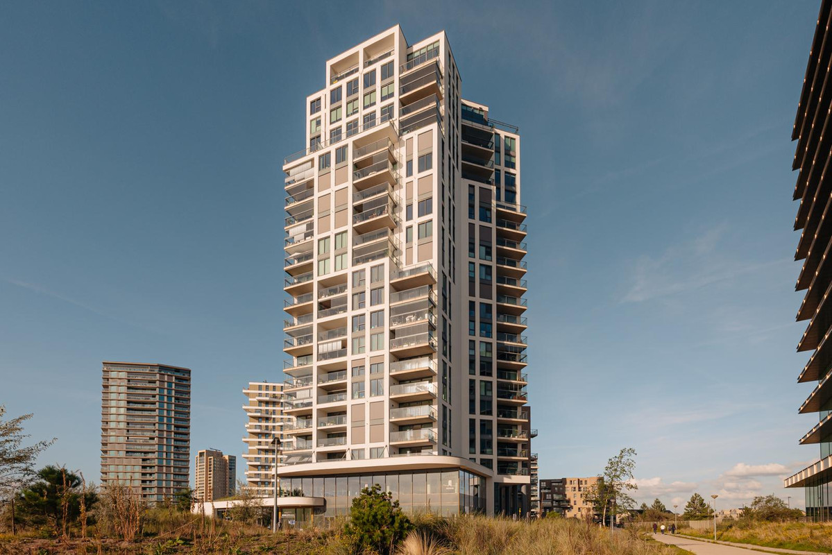 Appartement te koop: Zeeduinweg 552, Almere