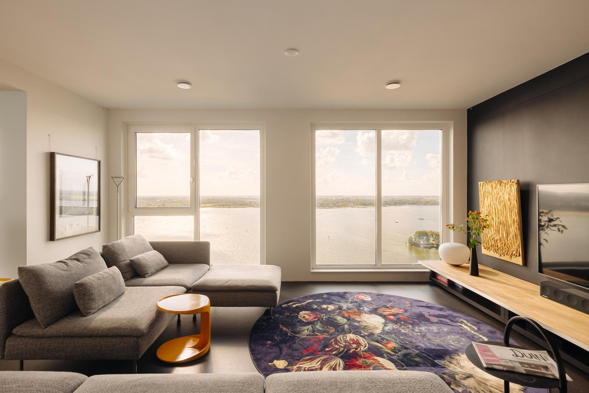 Appartement te koop: Zeeduinweg 552, Almere