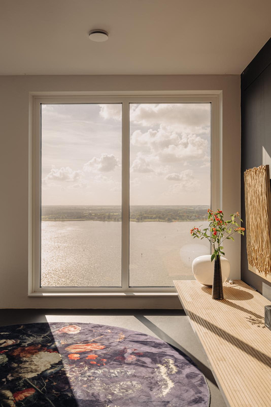 Appartement te koop: Zeeduinweg 552, Almere