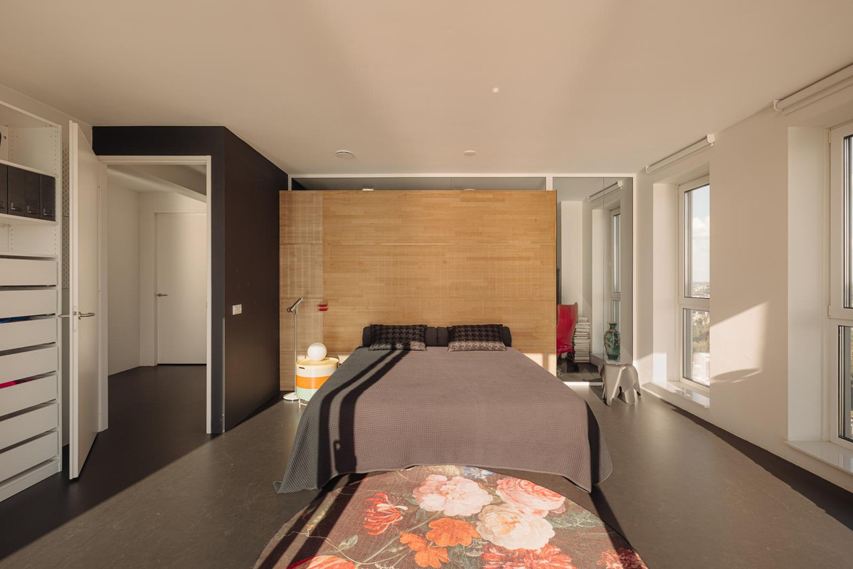 Appartement te koop: Zeeduinweg 552, Almere